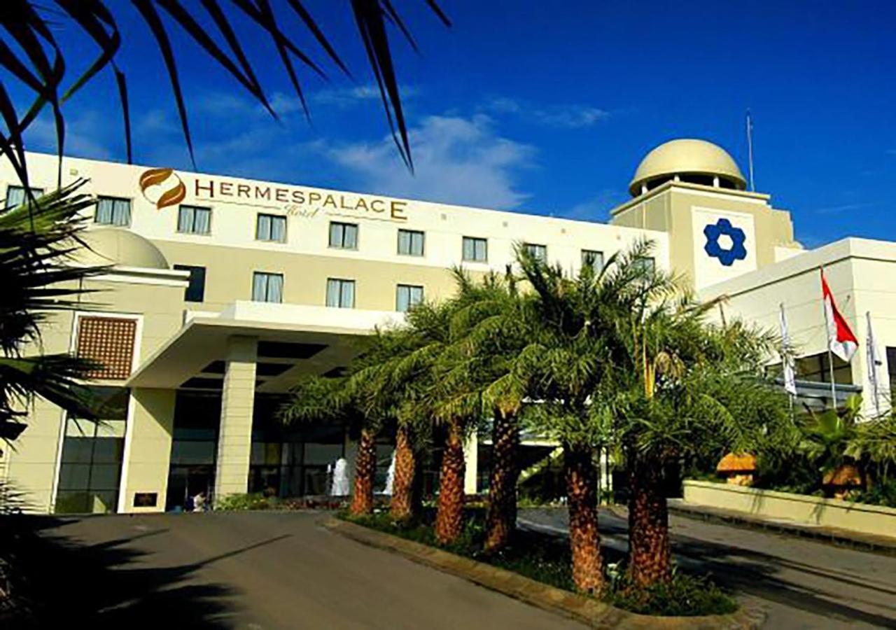 Hermes Palace Hotel Банда-Ачех Экстерьер фото