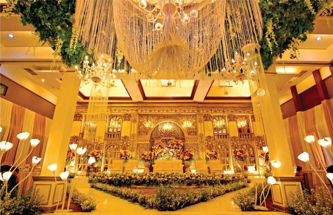 Hermes Palace Hotel Банда-Ачех Экстерьер фото