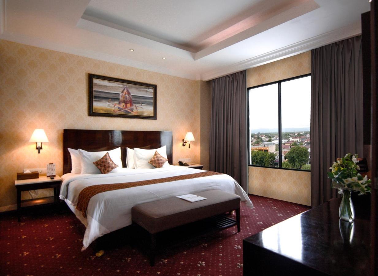 Hermes Palace Hotel Банда-Ачех Экстерьер фото
